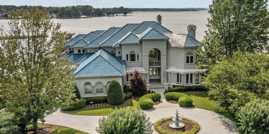 $4,000,000 _ 19117 Peninsula Point Dr., Cornelius